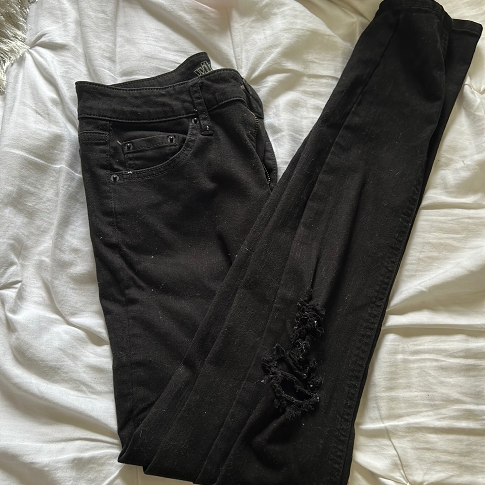 Black skinny jeans